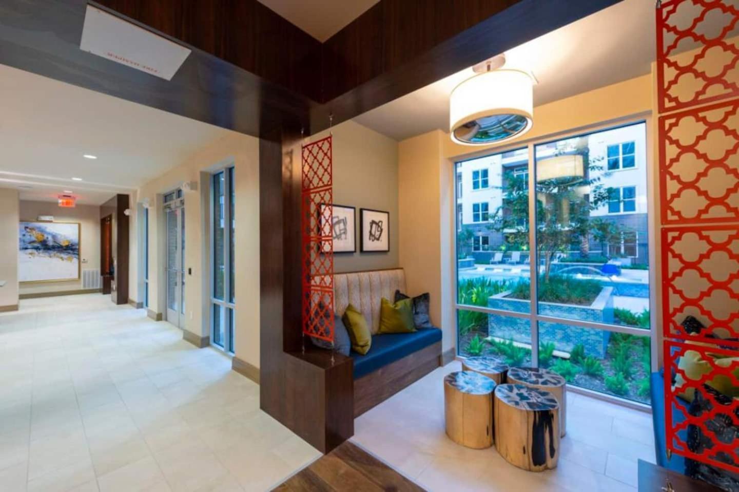 Downtown Apt Free Parking - Pool - Gym - Fully Kitchen Houston Esterno foto