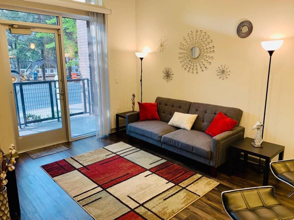 Downtown Apt Free Parking - Pool - Gym - Fully Kitchen Houston Esterno foto