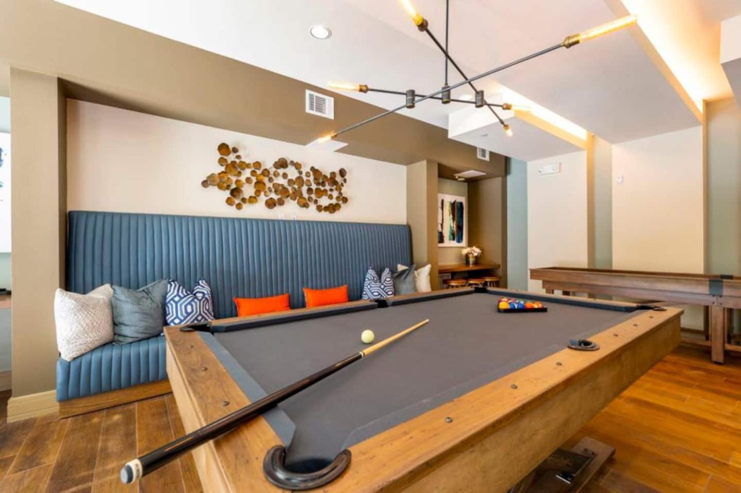 Downtown Apt Free Parking - Pool - Gym - Fully Kitchen Houston Esterno foto